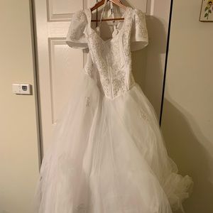 Wedding dress